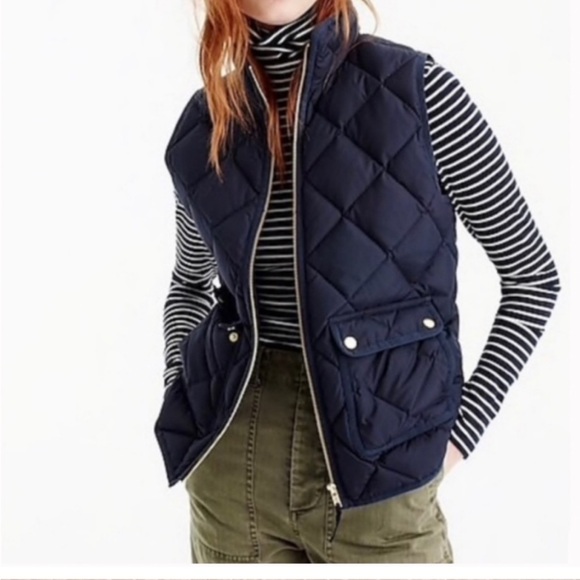 J. Crew Excursion Vest navy quilted vest size small - Picture 2 of 9